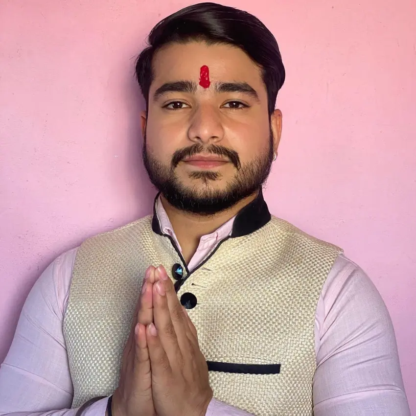 Astrologer Ganesh Sharma Ji